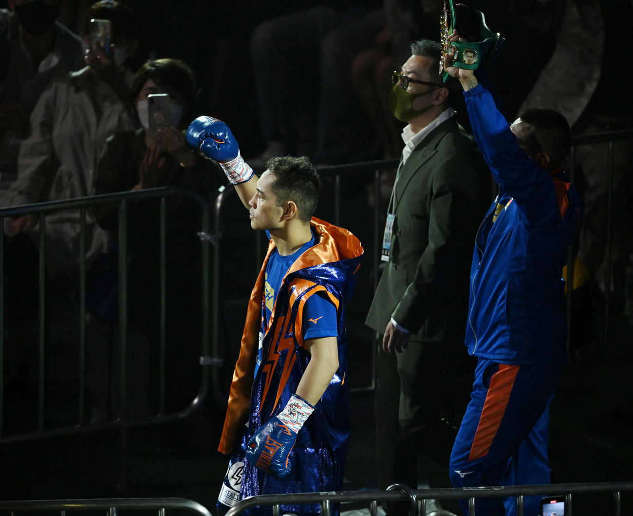 入場するドネア（撮影・滝沢徹郎）