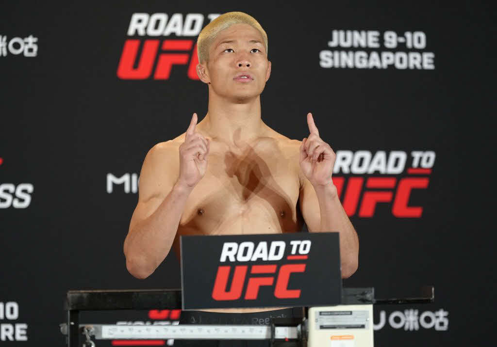前日計量に臨む中村倫也（C）Zuffa LLC／UFC
