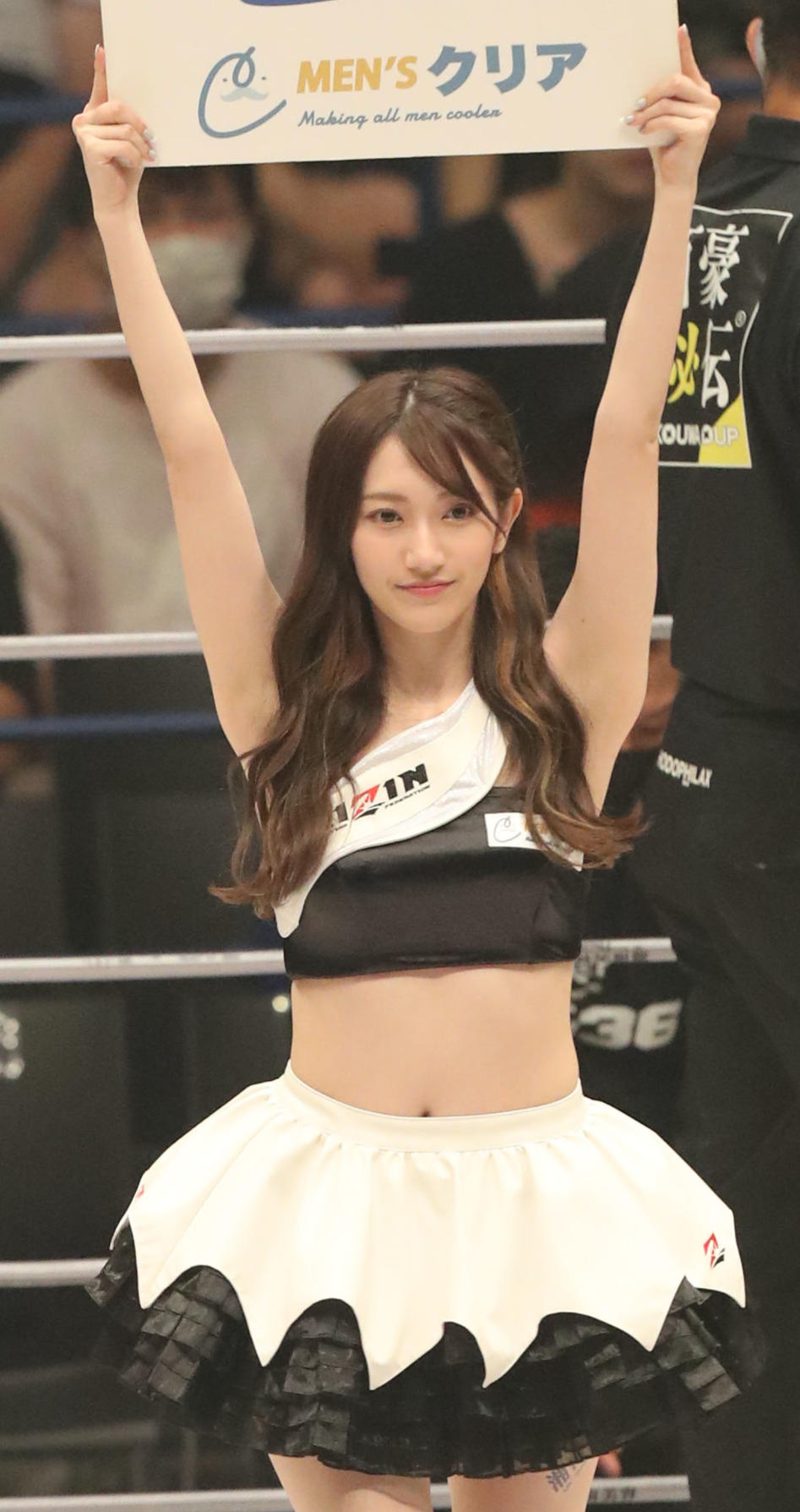 RIZINガールの東海林里咲（撮影・屋方直哉）