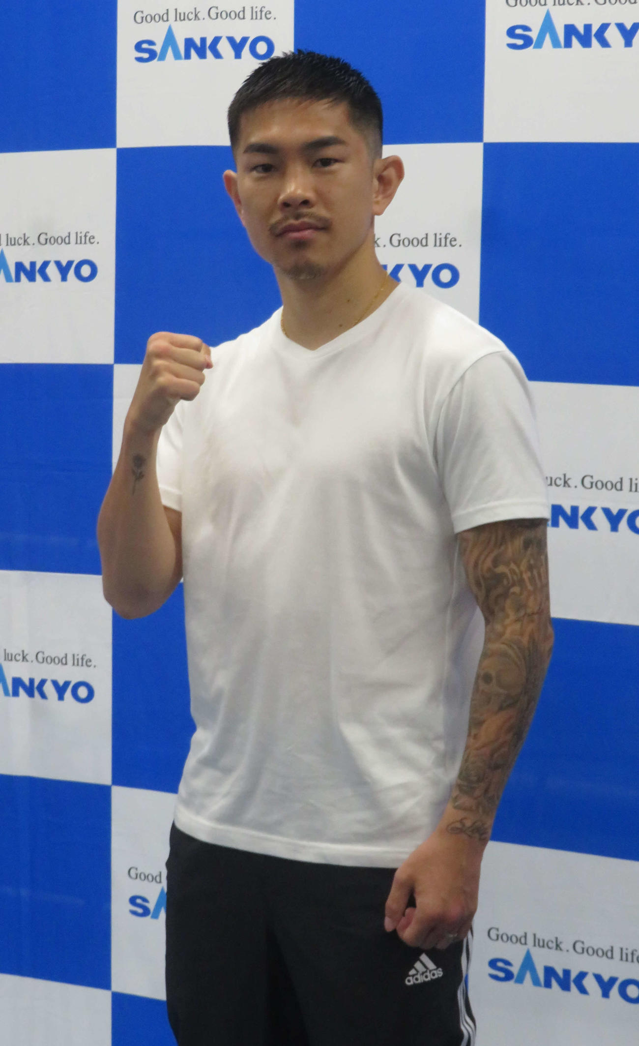 5度目防衛成功から一夜明けて会見したWBO世界スーパーフライ級王者井岡一翔