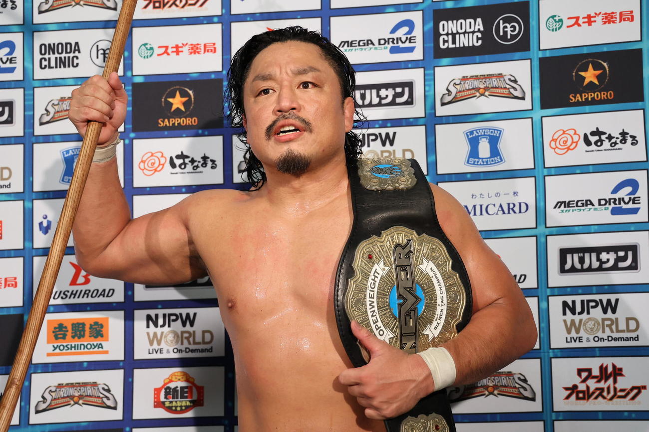 G1初戦で内藤を下し、バックステージでG1への熱い思いを口にした後藤（新日本プロレス提供）
