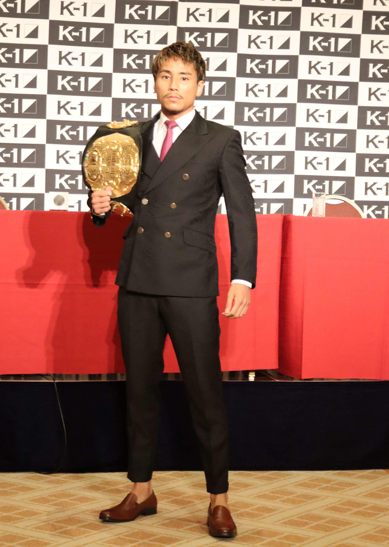 軍司泰斗は全試合でKO狙う（撮影・片渕浩介）