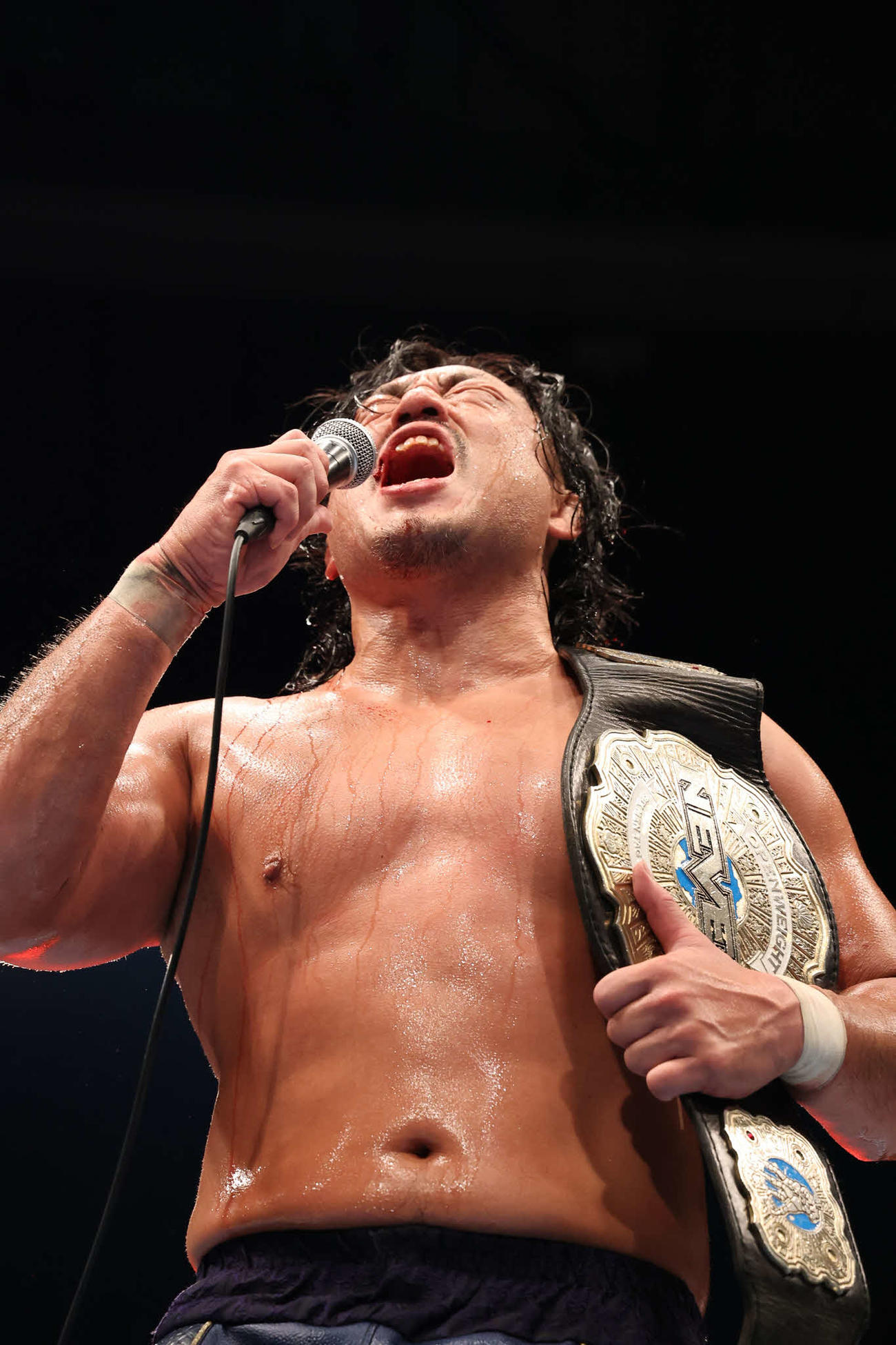 試合に勝利し、絶叫する後藤（提供・新日本プロレス）