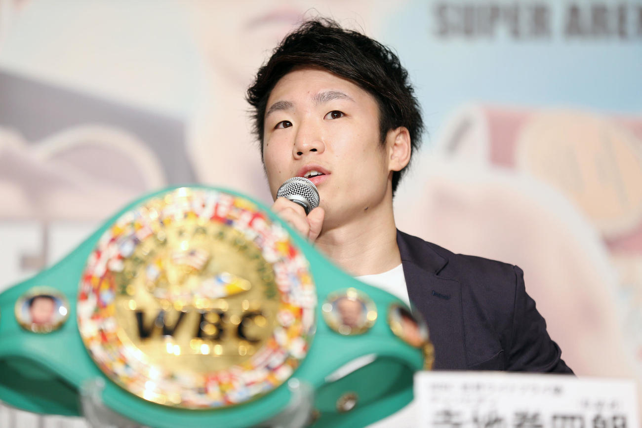 WBC・WBA世界ライトフライ級王座統一戦への意気込みを語る寺地拳四朗（撮影・宮地輝）
