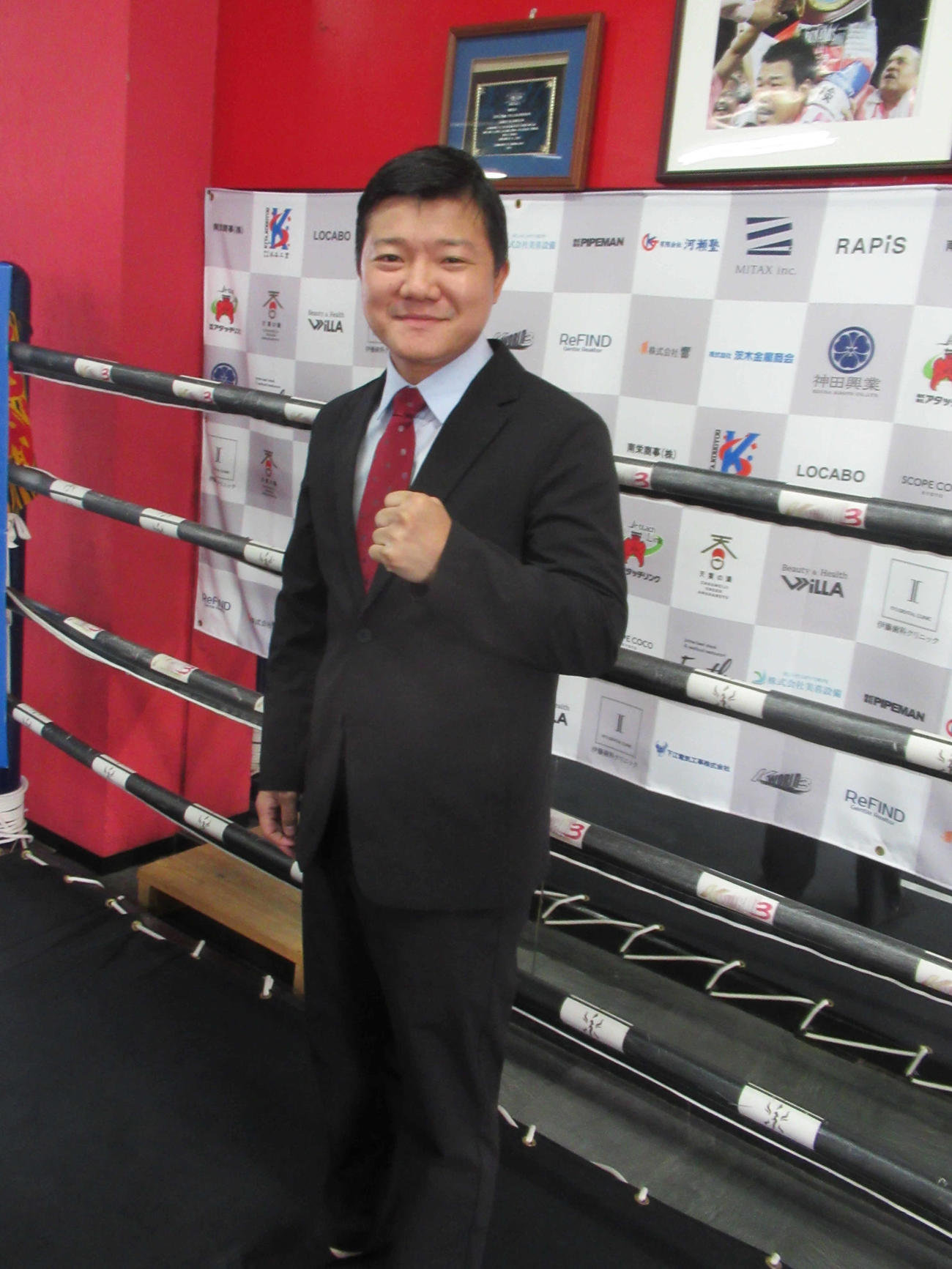 KWORLD3ジム会長就任の会見に臨んだ亀田大毅氏（2022・9・15 KWORLD3ジム　撮影・実藤健一）