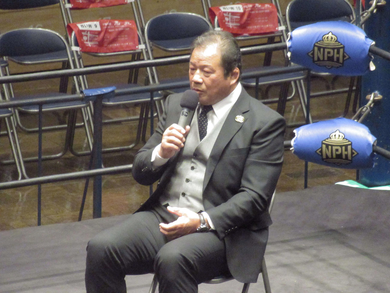 トークショーで話す藤波（撮影・勝部晃多）