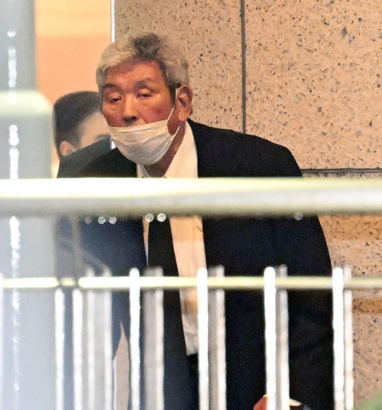 弔問に訪れた坂口征二氏（撮影・滝沢徹郎）