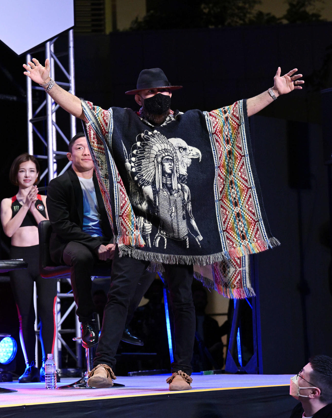 登壇するフアン・アーチュレッタ（撮影・滝沢徹郎）　