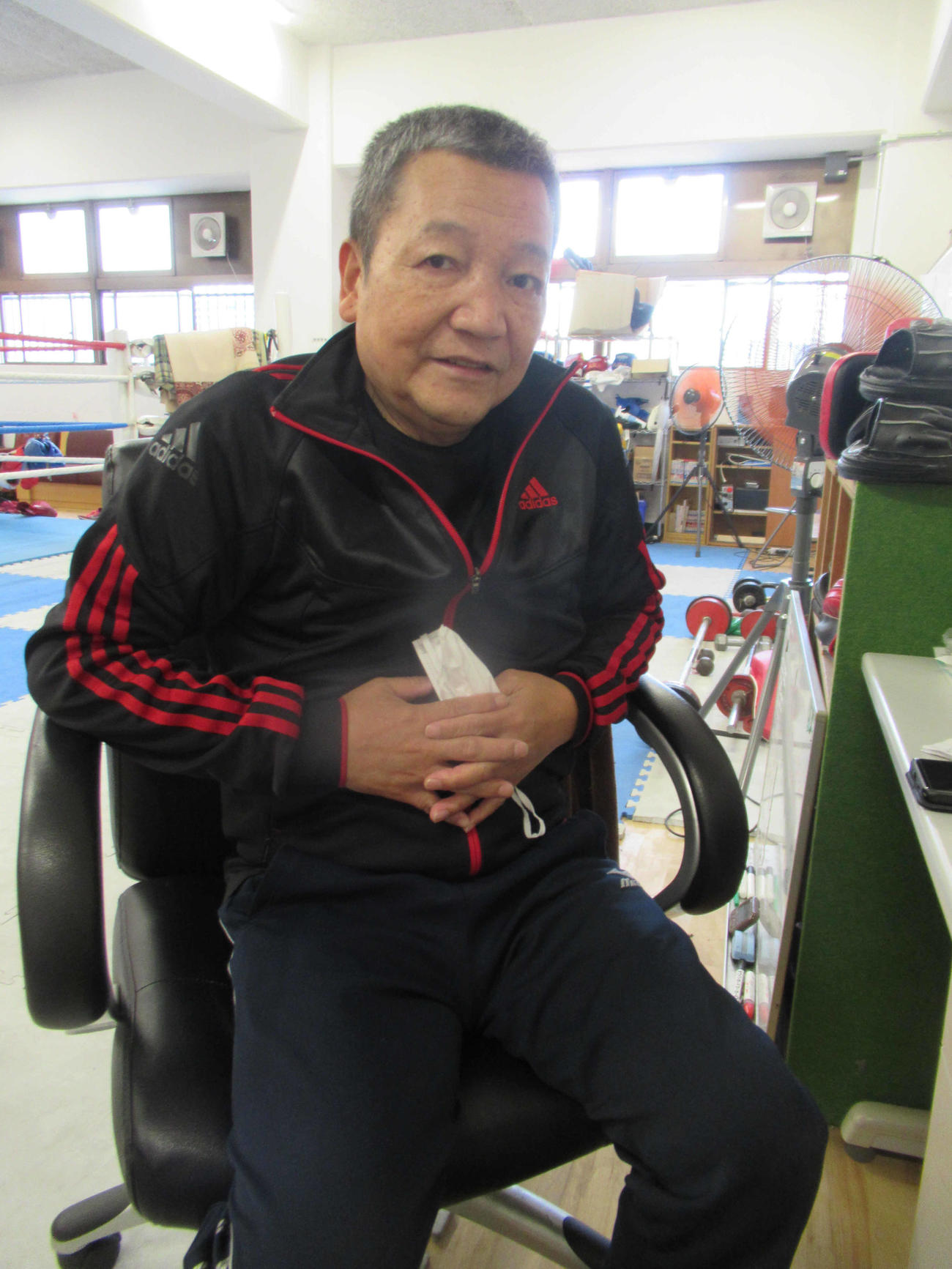 大商大ボクシング部の菅原監督