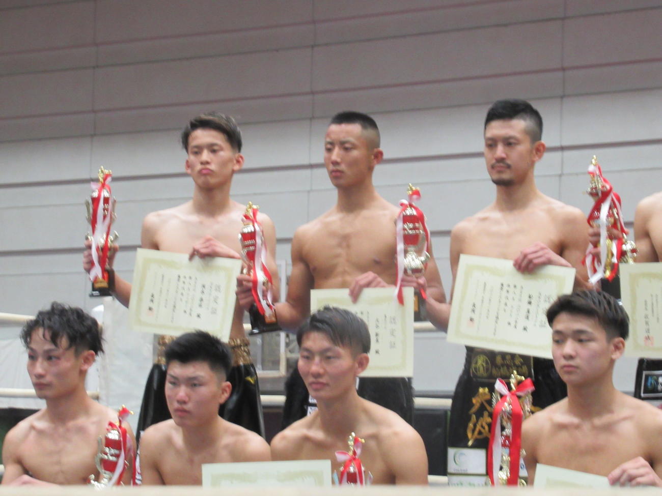 スーパーフェザー級を判定で制した大谷（撮影・実藤健一）