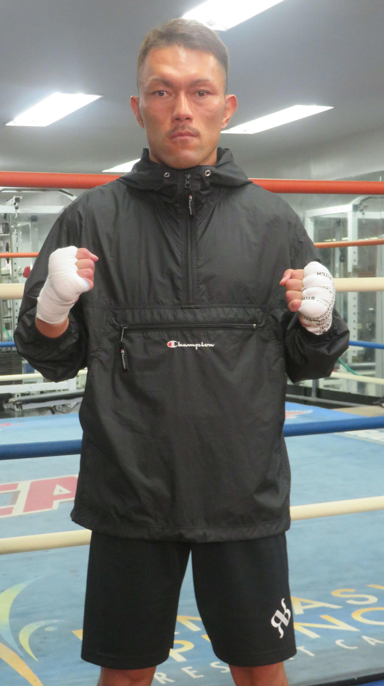12月3日に韓国・仁川で控える前WBO世界バンタム級王者ジョンリール・カシメロとのノンタイトル戦に向けて練習公開した赤穂亮