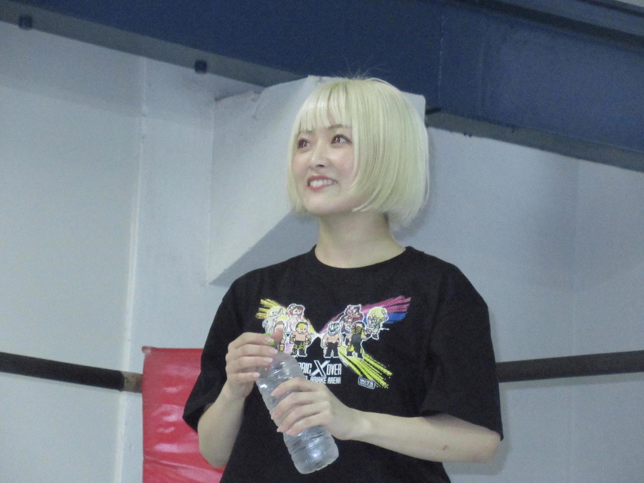 合同練習で笑顔を見せるなつぽい（撮影・勝部晃多）