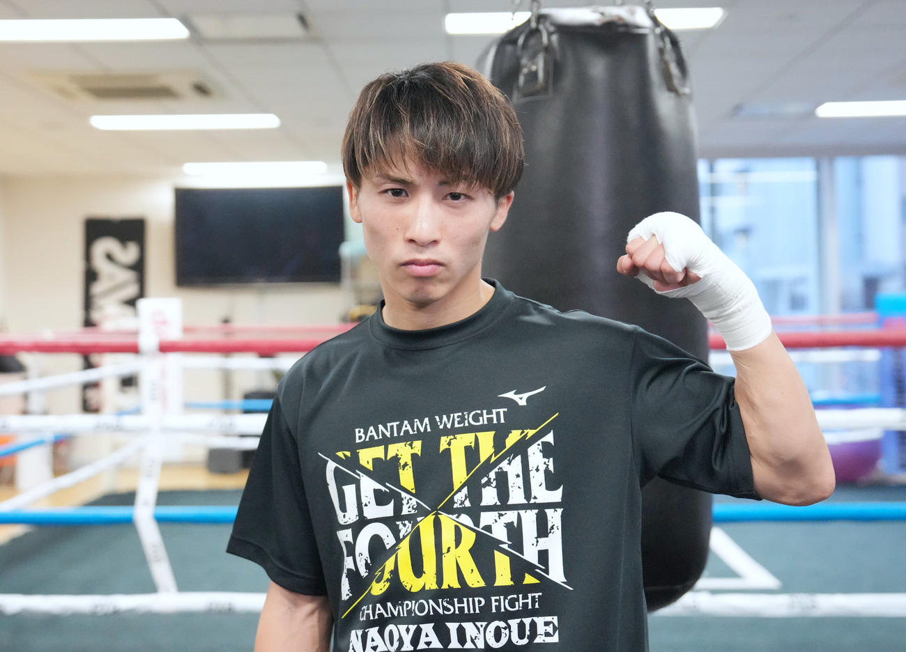 13日の4団体王座統一戦に向け、練習を公開したWBAスーパー、WBC、IBF世界バンタム級王者井上尚（大橋ジム提供）