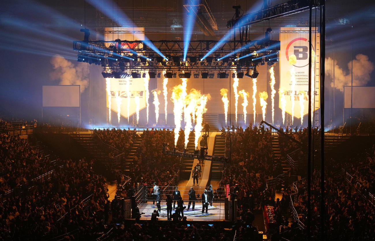 RIZIN対ベラトール全面対抗戦のオープニングセレモニー（撮影・菅敏）