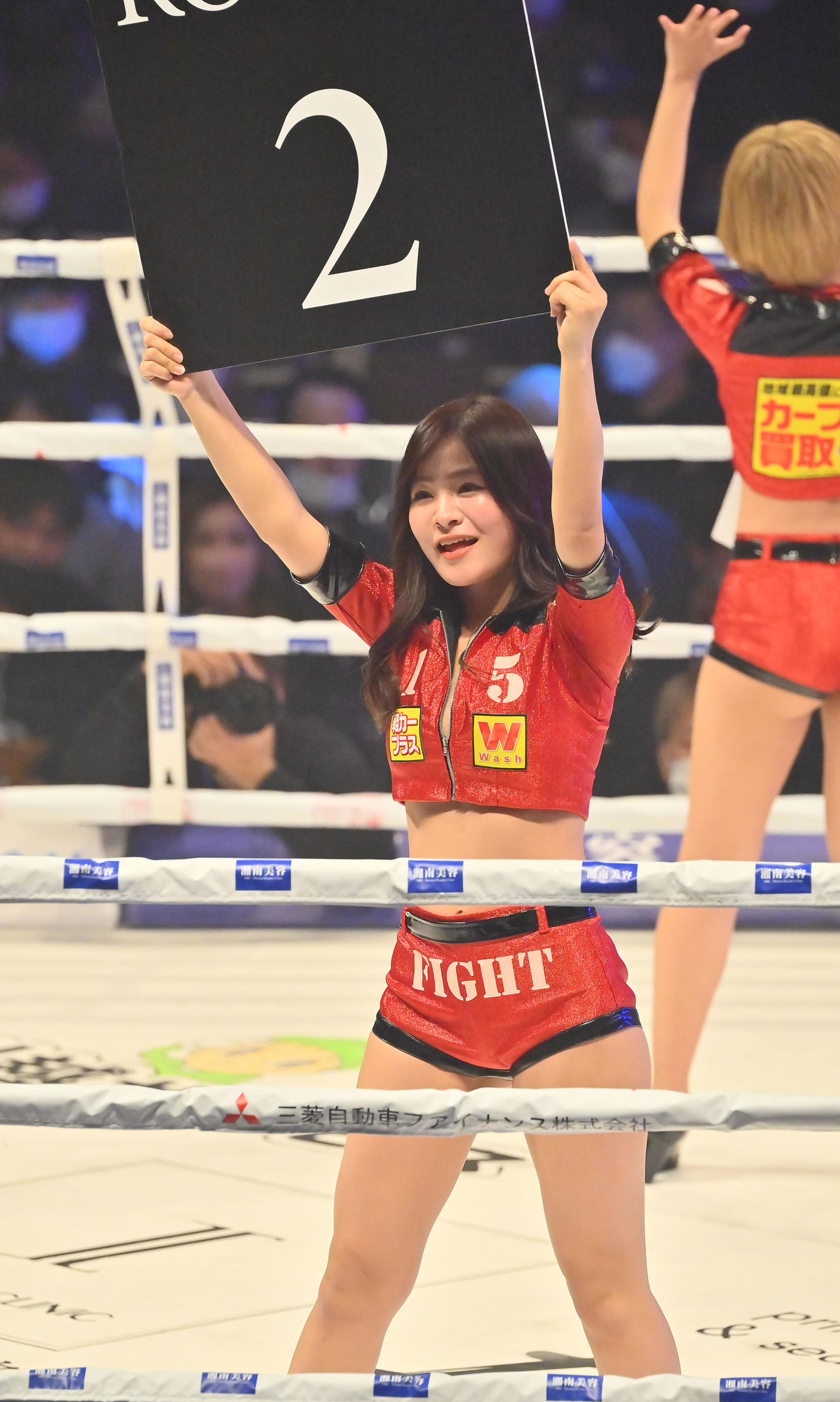 3150FIGHTラウンドガール「3150GIRLS」の西野咲（撮影・和賀正仁）