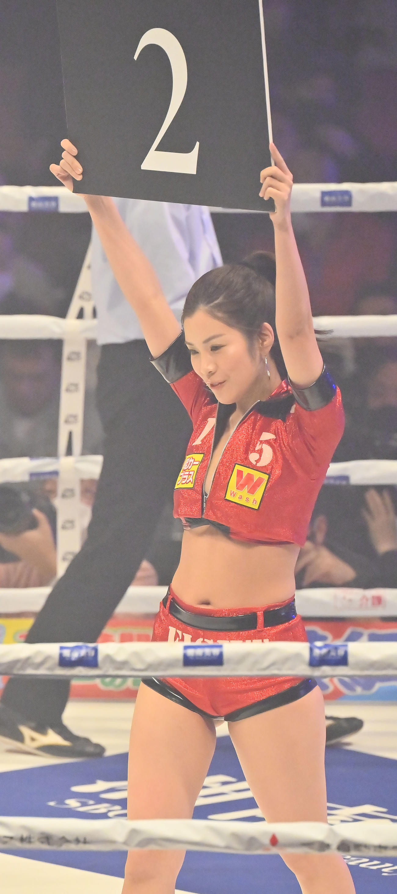 3150FIGHTラウンドガール「3150GIRLS」の内田瑞穂（撮影・和賀正仁）