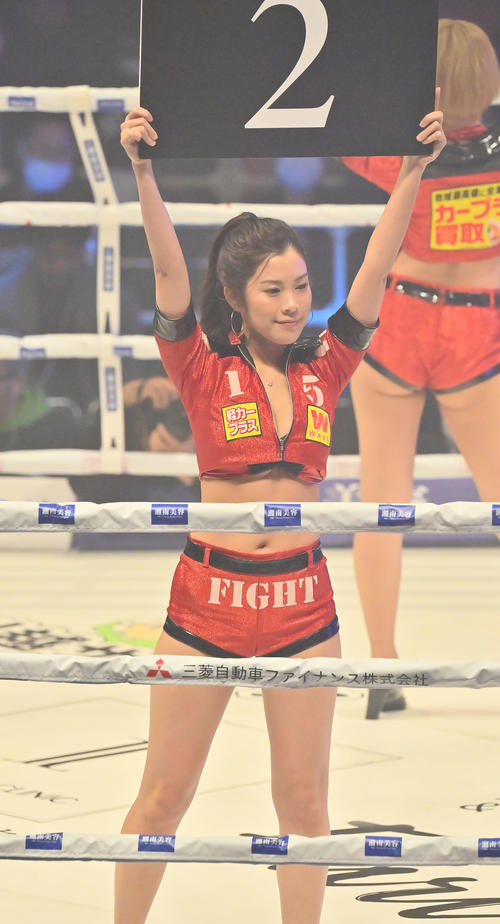 3150FIGHTラウンドガール「3150GIRLS」の内田瑞穂（撮影・和賀正仁）