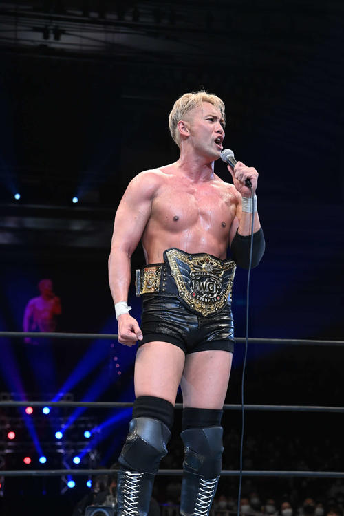 新日本】オカダ・カズチカIWGP初防衛成功「これが新日本プロレス」鷹木