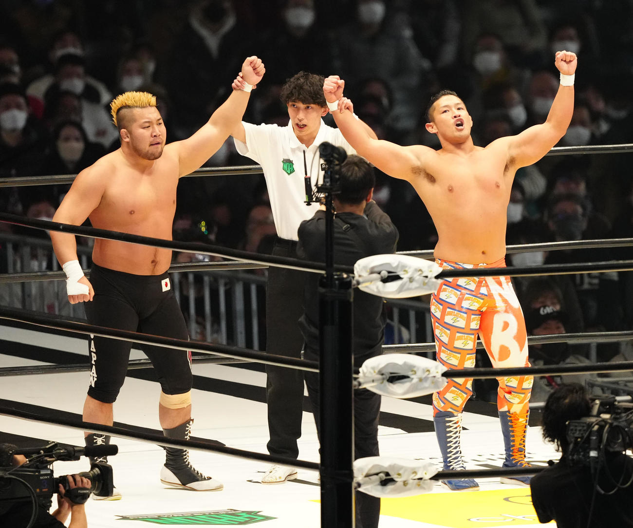 勝利したマサ北宮（左）、稲葉大樹組（撮影・江口和貴）