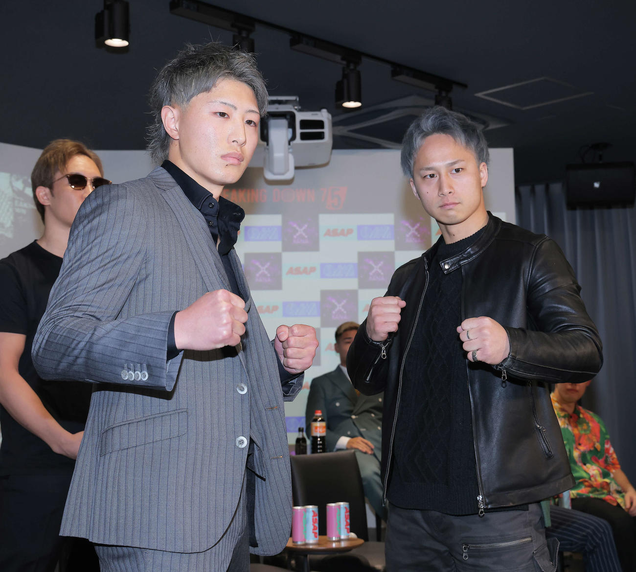 「BreakingDown7．5」の第7試合で戦う冨沢大智（左）とダンチメン・あつき（撮影・河田真司）