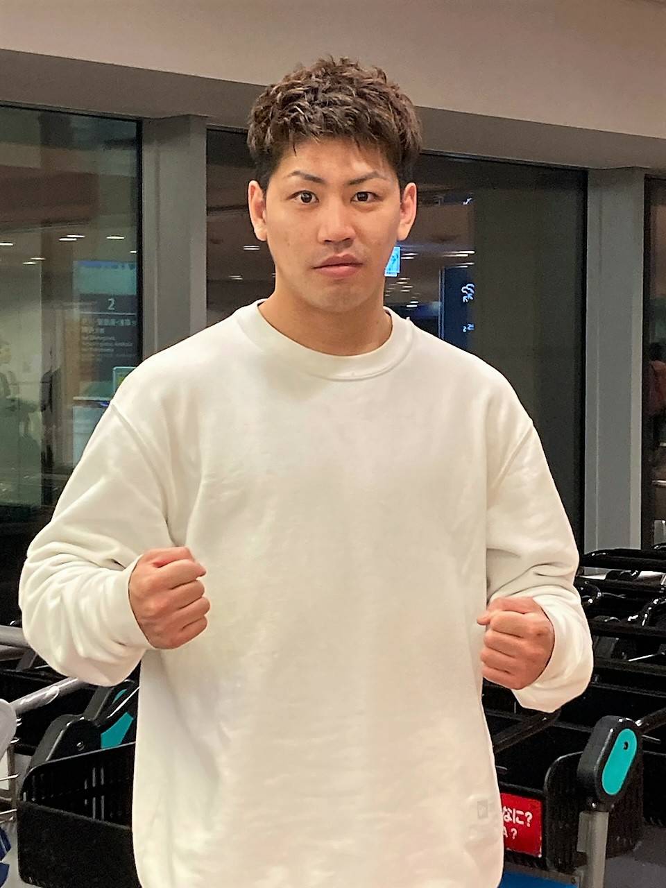 米フレズノでのプロ4戦目を勝利で終え、帰国したホープの村田昴（帝拳ジム提供）