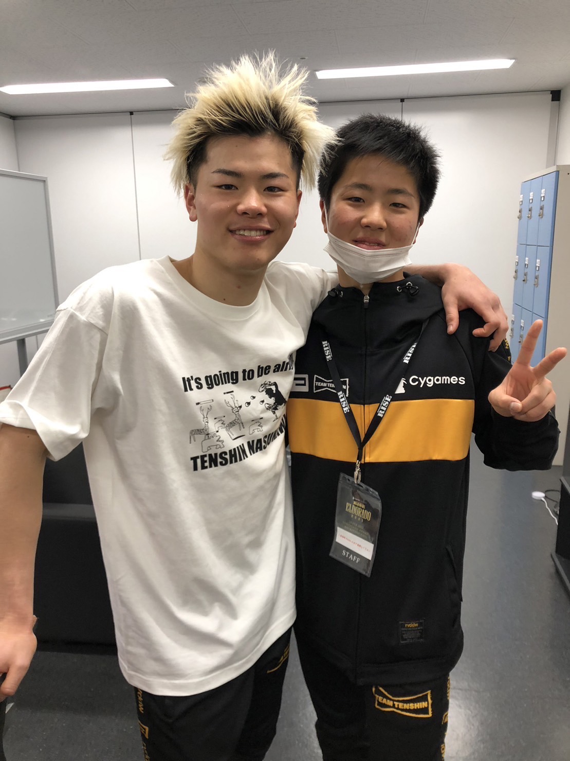 那須川天心（左）と実弟でプロ格闘家の龍心（那須川家提供）