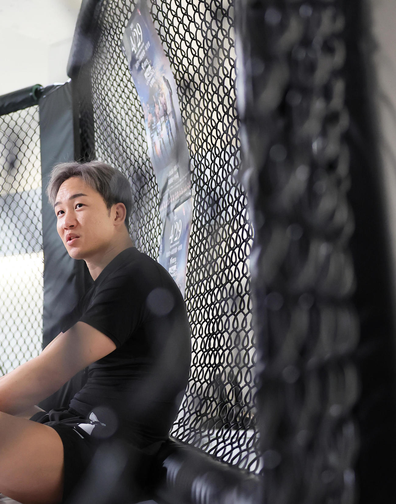 公開トレーニングを終え、意気込みを語る朝倉（撮影・足立雅史）