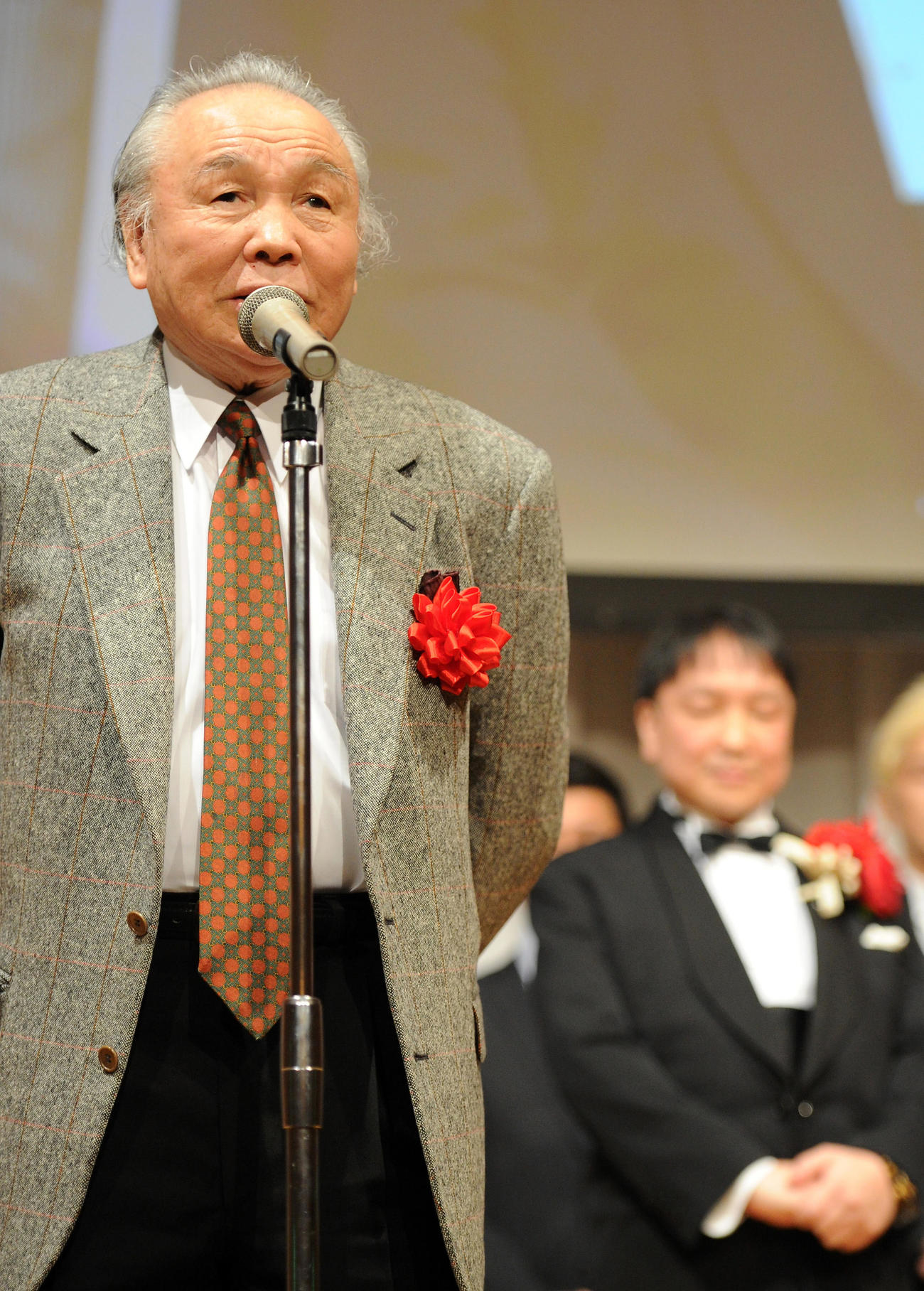 大橋ジム開設20周年パーティーであいさつするヨネクラジム米倉健司会長（2014年2月撮影）