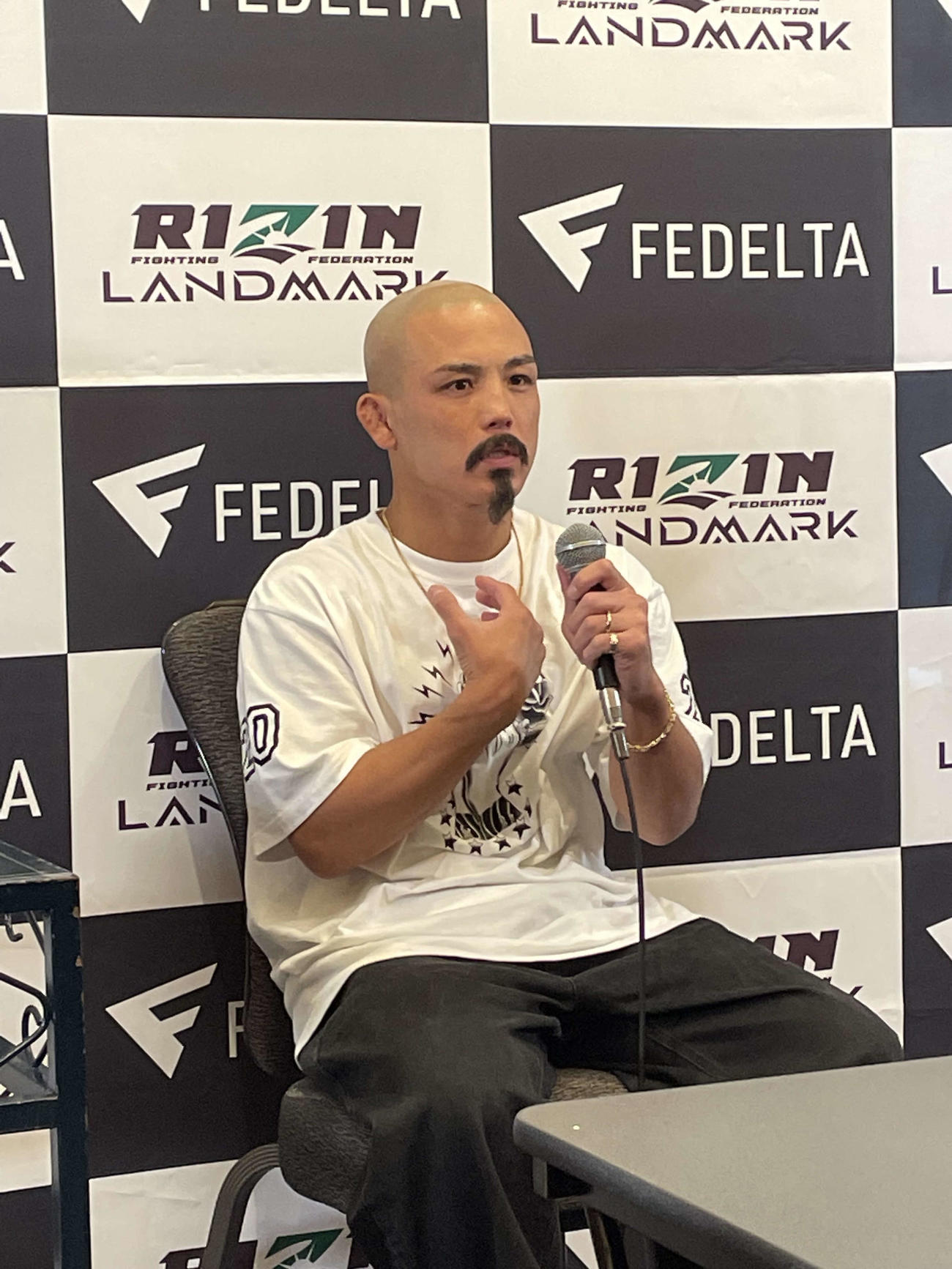 「RIZIN LANDMARK 5 IN YOYOGI」に向けて試合前会見に臨んだ倉本一真