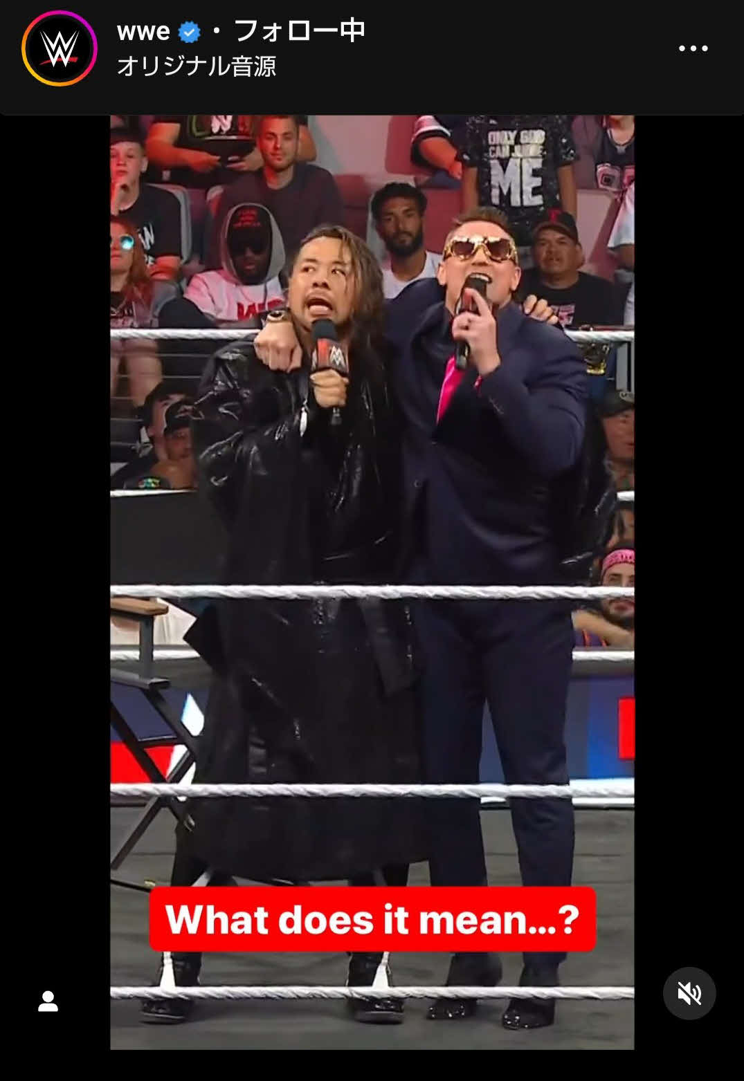 日本語の意味が分からないザ・ミズ（右）を「小さいキンタマ」と表現した中邑真輔（WWE公式インスタグラムから）