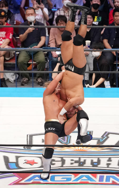 ALL TOGETHER】AXIZ中嶋勝彦＆潮崎豪が小島組破る「俺たちから目を離す