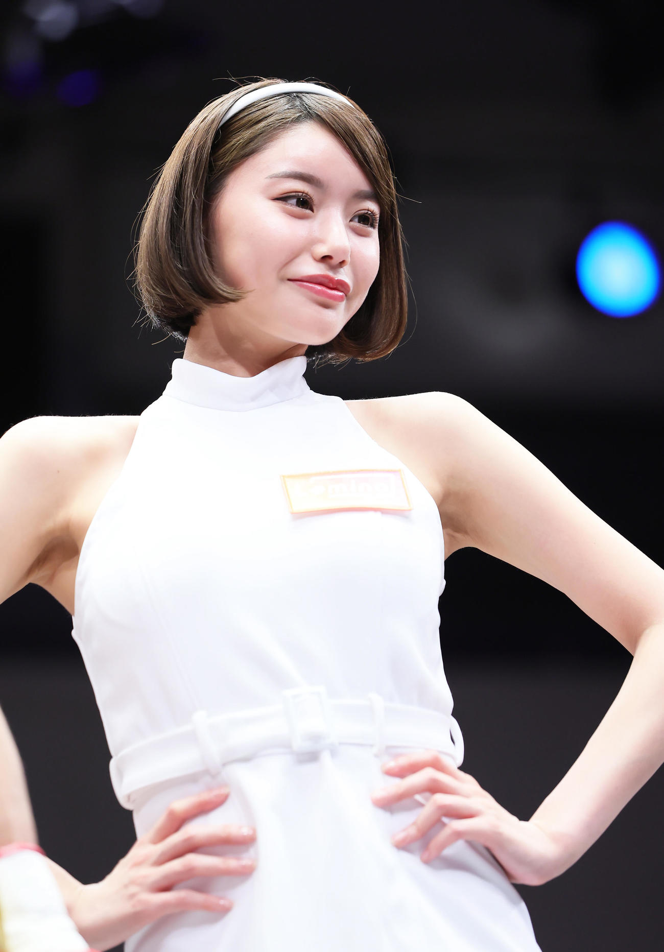 ラウンドガールを務めた長瀬礼華（撮影・足立雅史）
