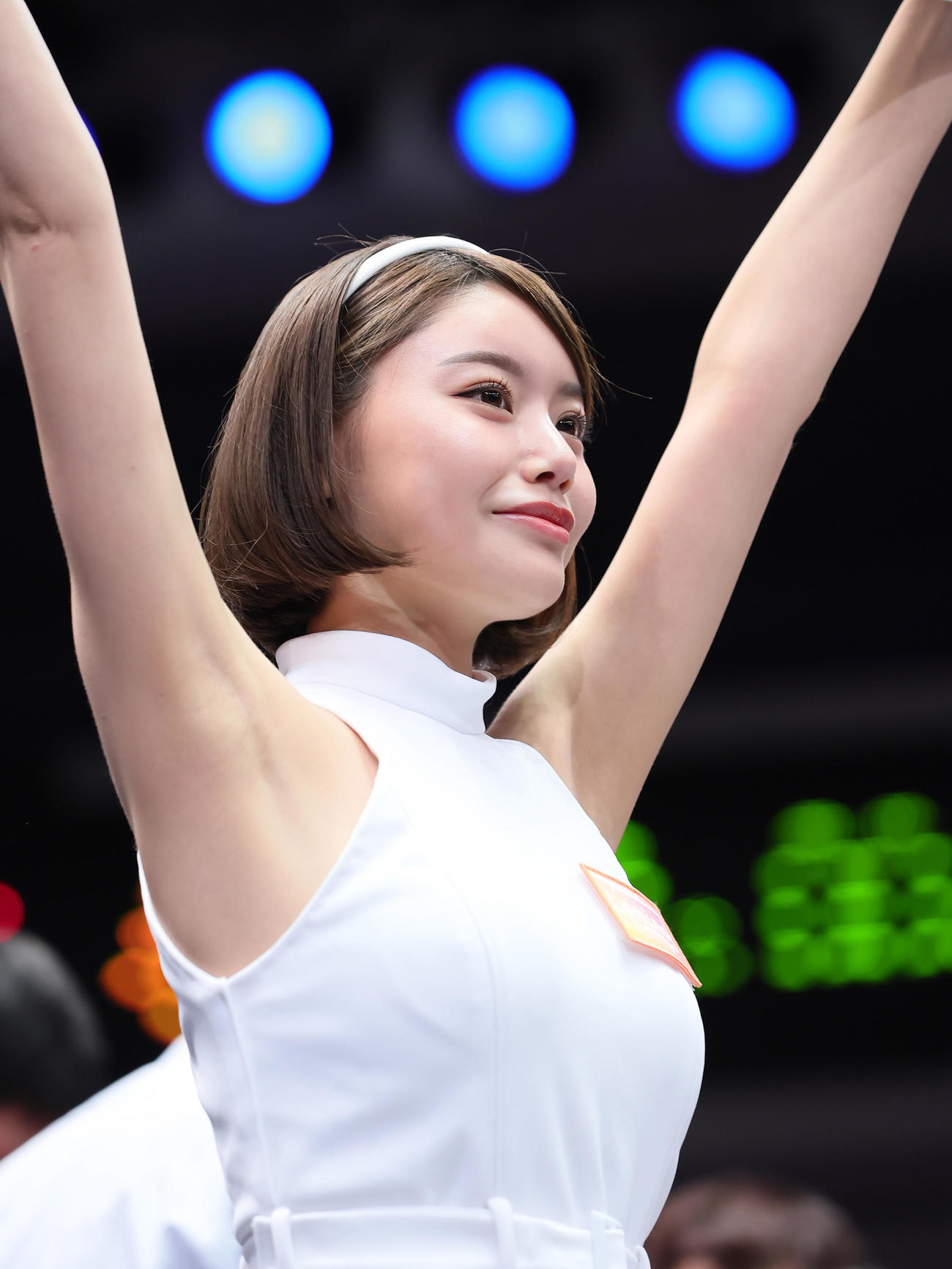 ラウンドガールを務めた長瀬礼華（撮影・足立雅史）