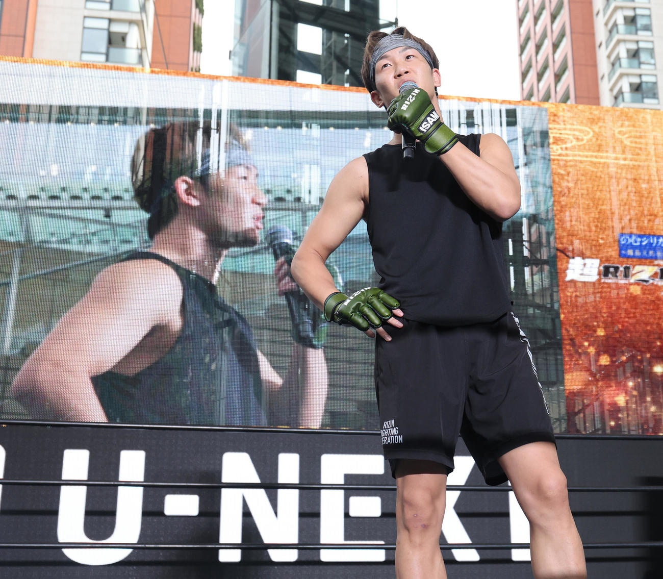 「超　RIZIN．2 powered by U－NEXT」を前に会見する朝倉未来（撮影・野上伸悟）