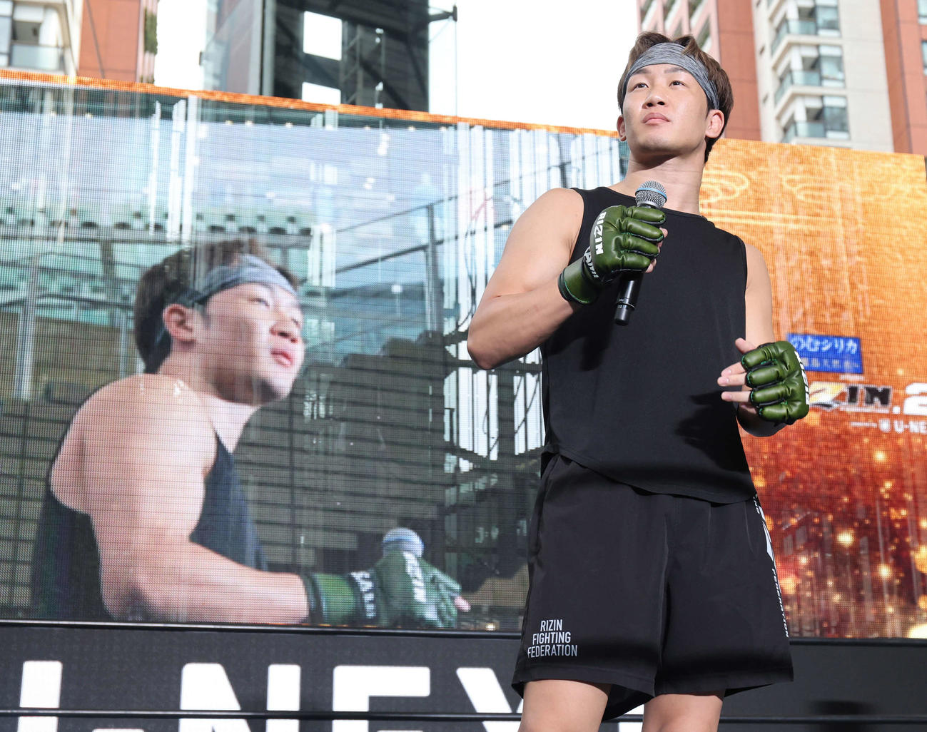 「超　RIZIN．2 powered by U－NEXT」を前に会見する朝倉未来（撮影・野上伸悟）