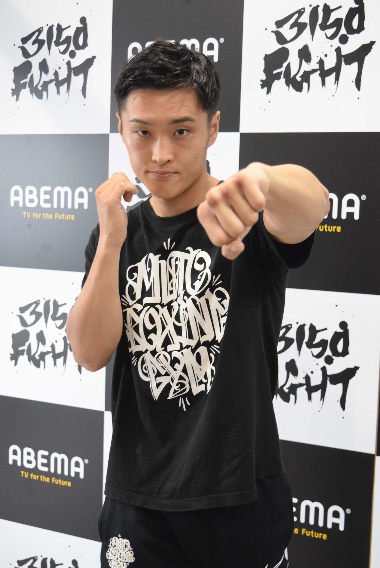 世界タイトル挑戦権獲得に意気込む“ナニワの普通”こと西田凌佑（撮影・阪口孝志）