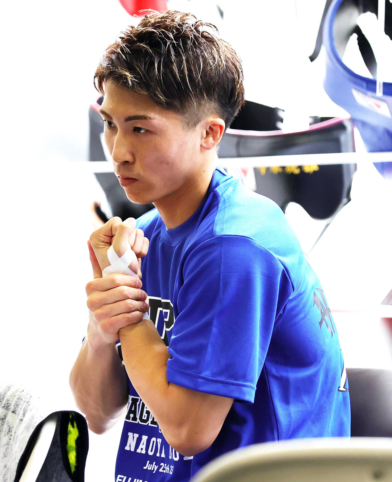 練習を公開した井上尚弥（撮影・野上伸悟）