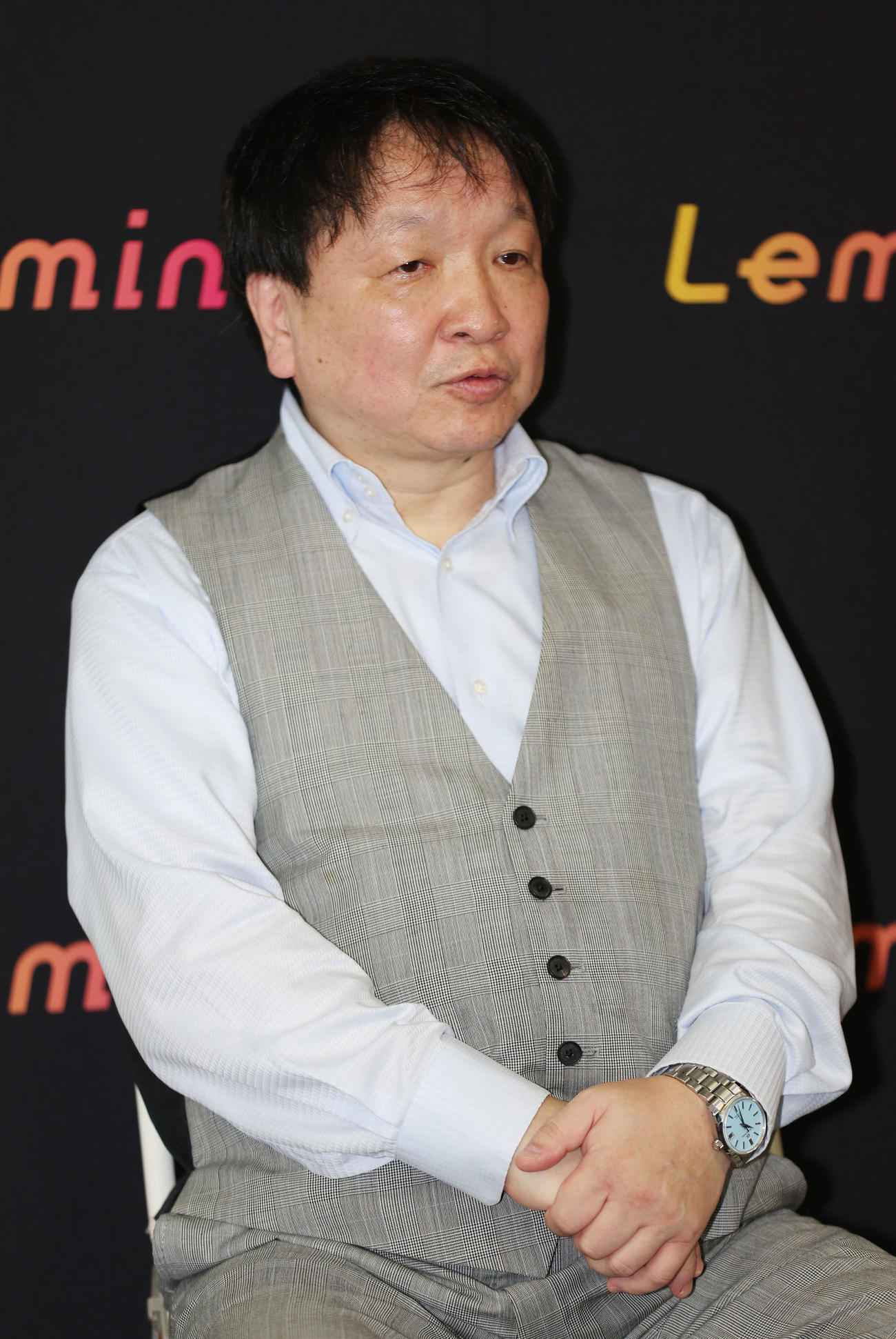 取材に応じる大橋会長（撮影・宮地輝）