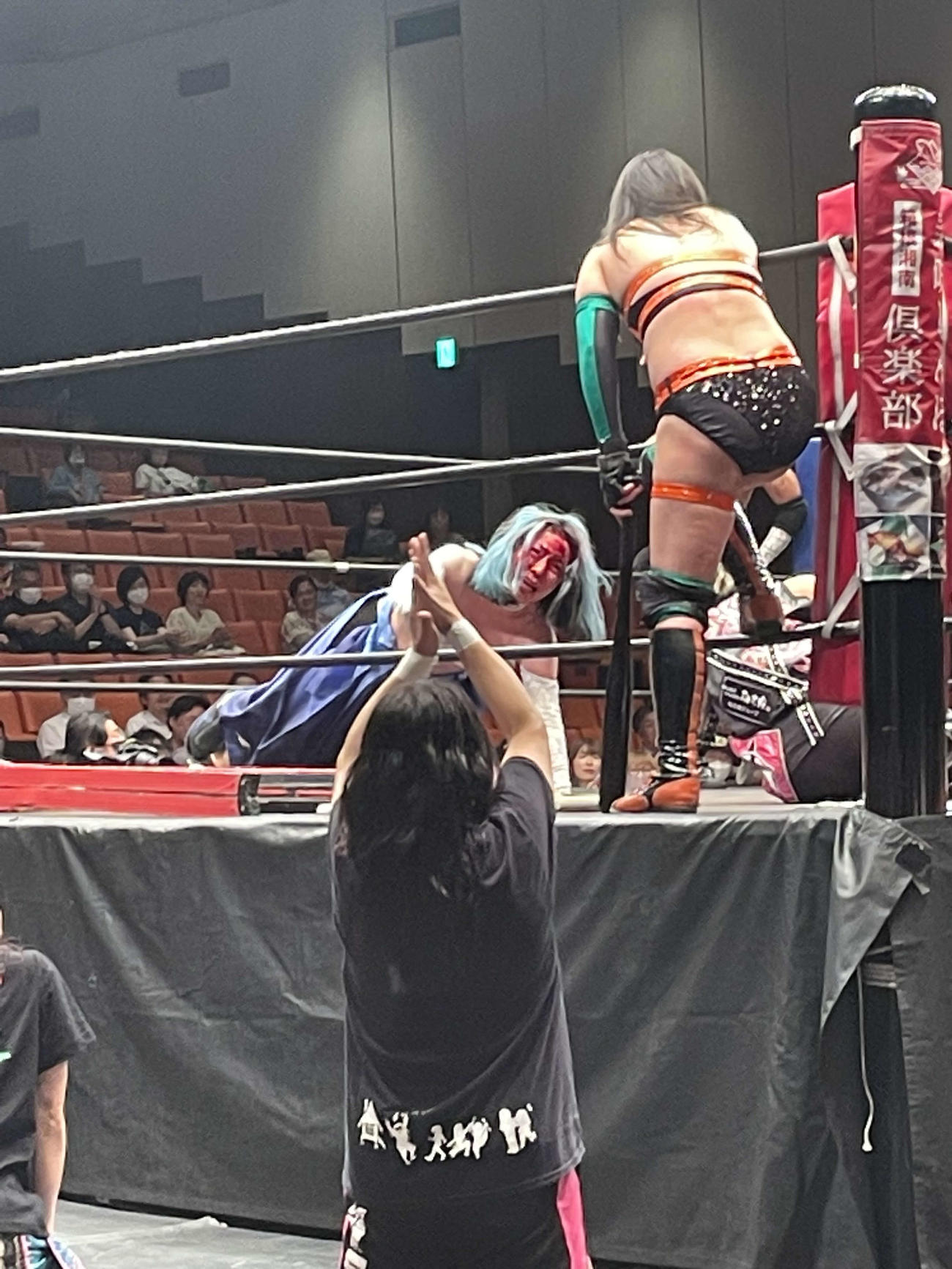 おでこから大流血しながら、勝利をつかんだ世羅りさ
