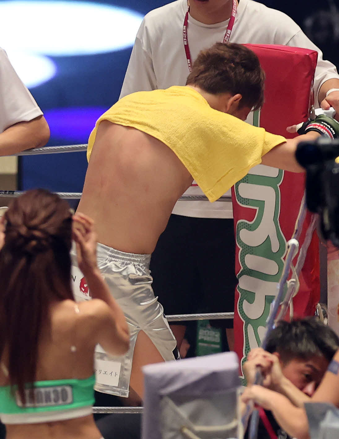 ヴガール・ケラモフに敗れた朝倉未来（撮影・鈴木正人）