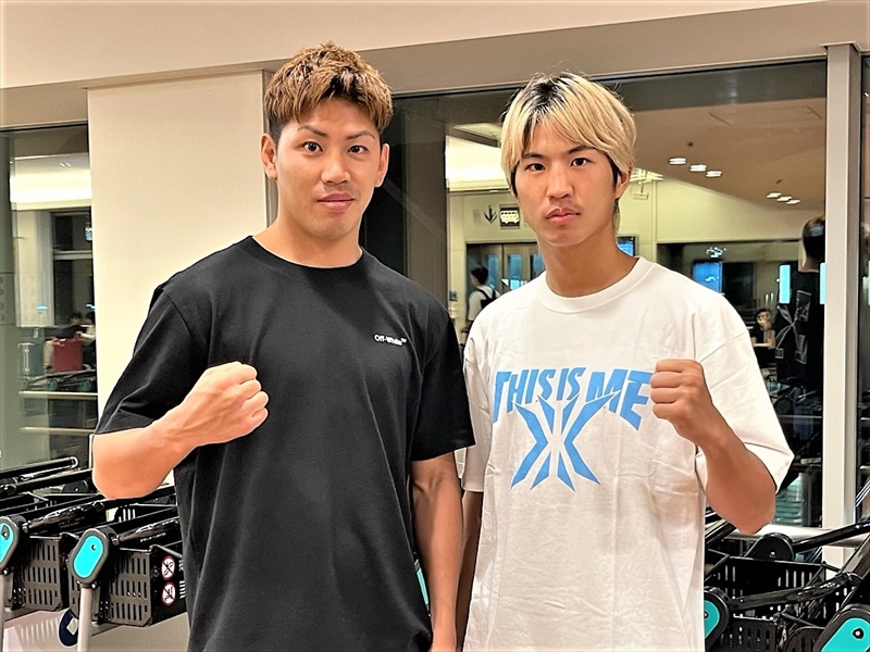 米ラスベガスから帰国したホープ村田昴（左）と金子虎旦（帝拳ジム提供）