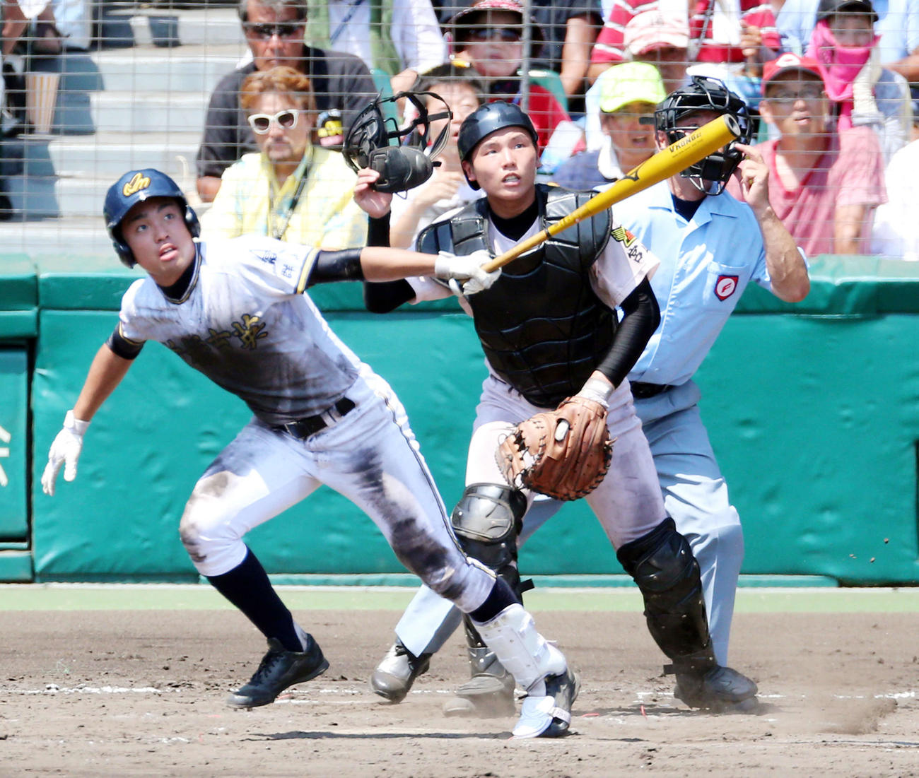 2013年8月22日＝第95回全国高校野球選手権記念大会決勝　前橋育英対延岡学園　5回表前橋育英無死、左中間本塁打を放つ田村駿人