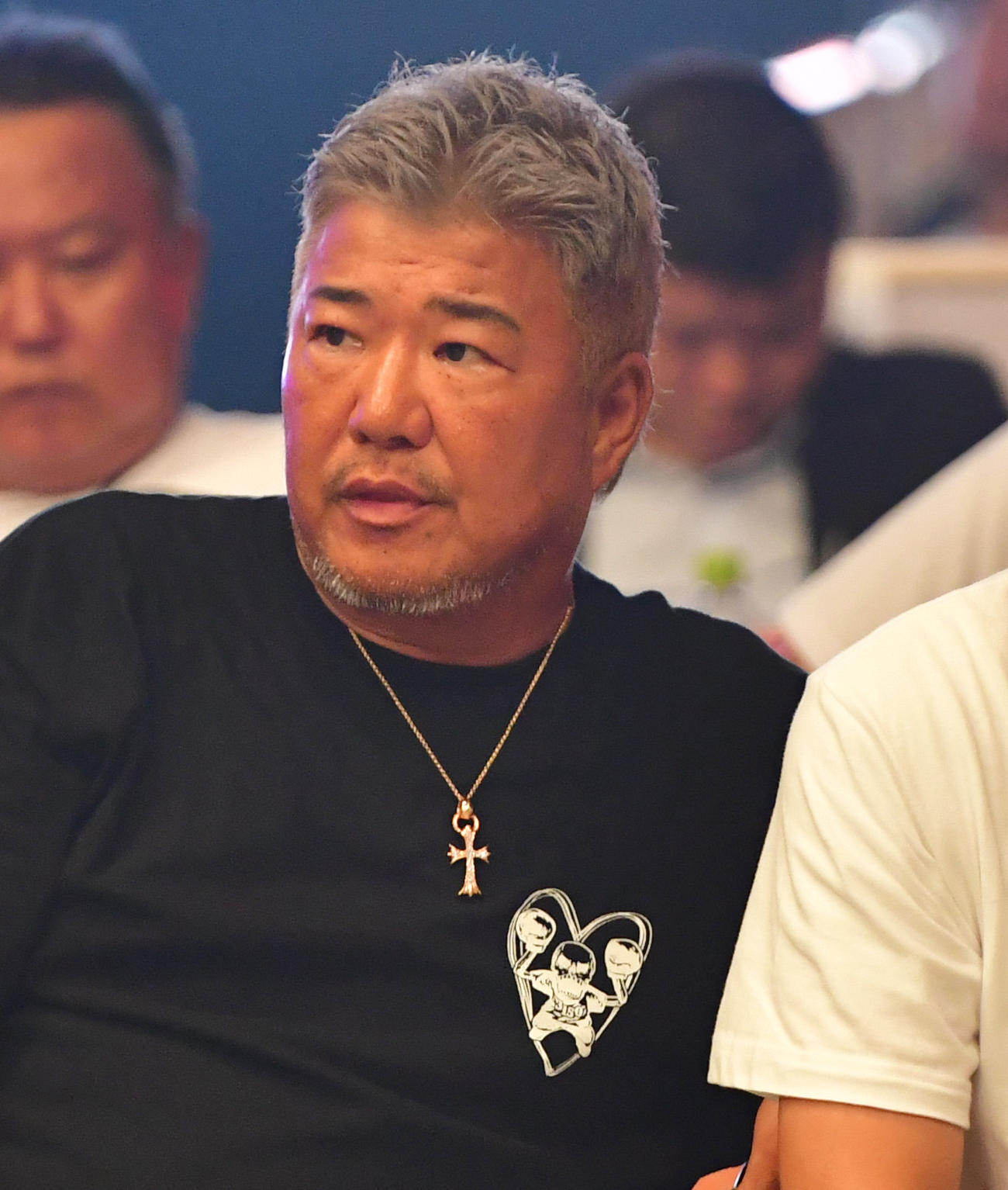 3150FIGHTを会場で見る亀田史郎氏（撮影・清水貴仁）