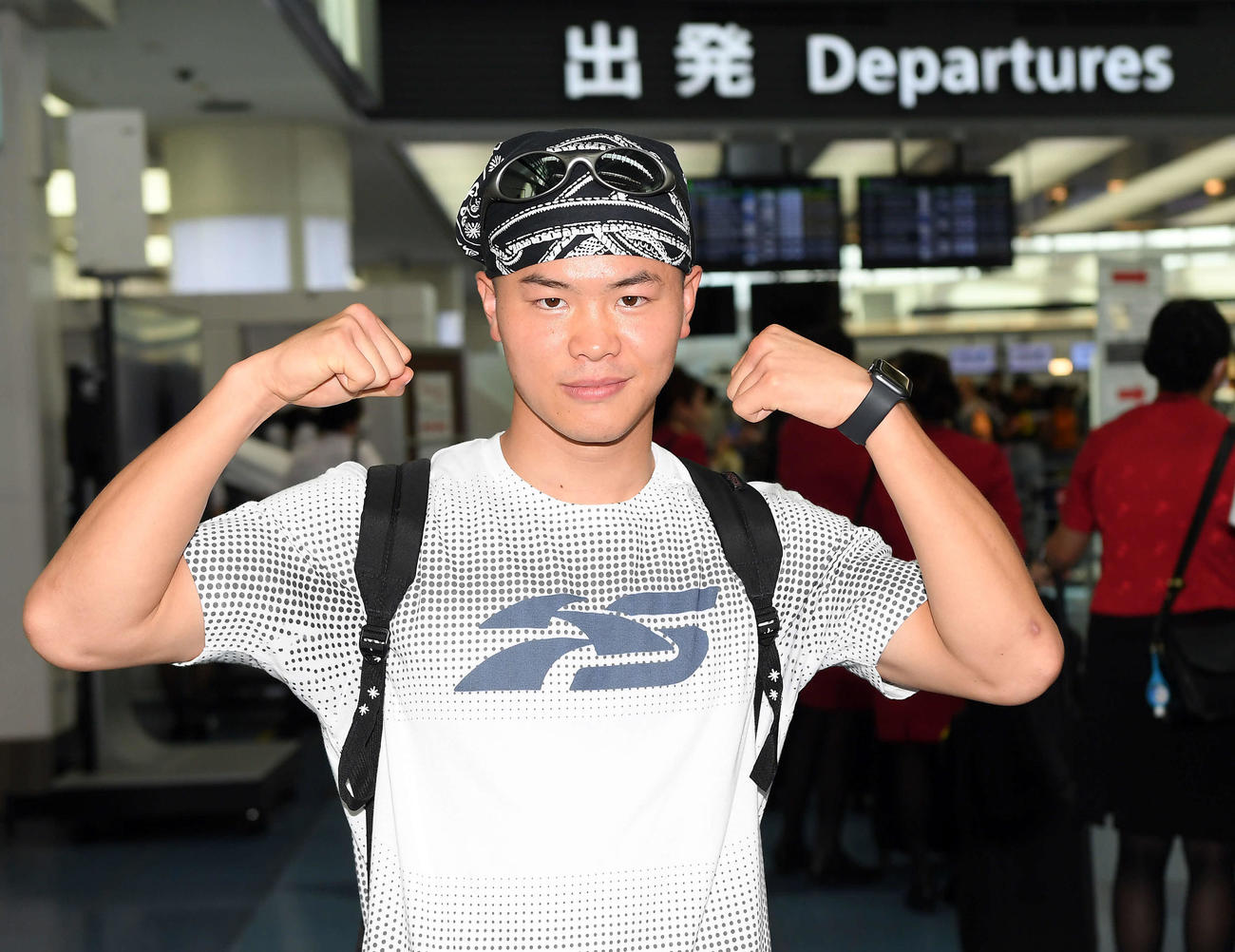 スパーリング合宿のため米国へ出発したプロボクサーの那須川天心（撮影・たえ見朱実）