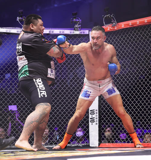 BD9】K－1番長バンナ、会見＆計量欠席も韓国の元極道戦士にKO勝利 50歳
