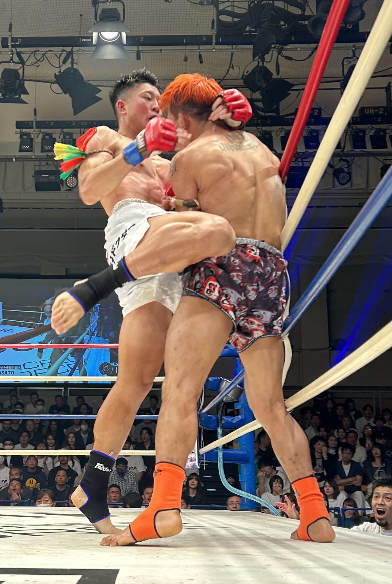 タイのクンタップ・チャロンチャイと闘う現役医師のキックボクサー、MASATO BRAVELY（撮影・松尾幸之介）