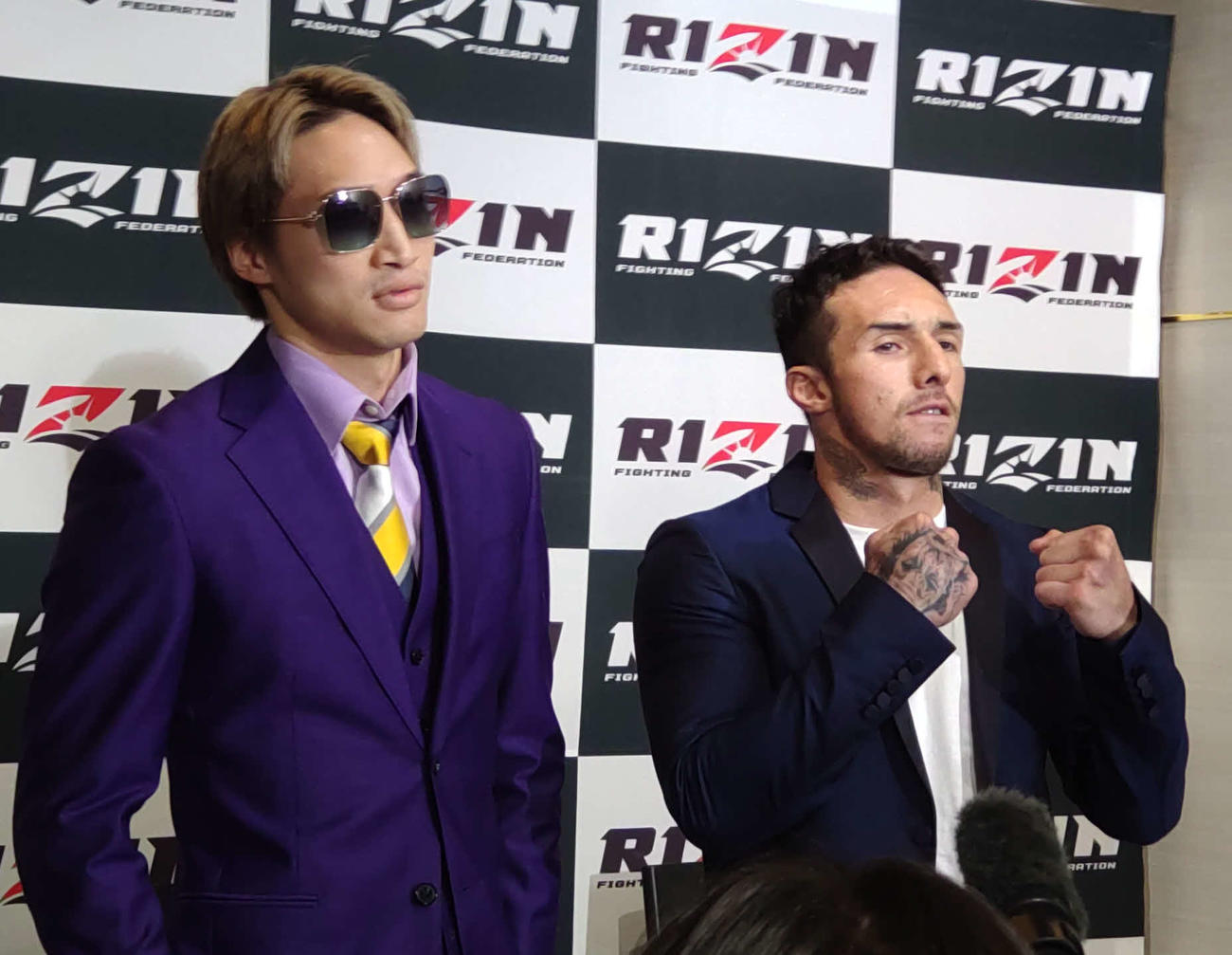 大みそかのRIZINで対戦が決まった安保と木村（右）