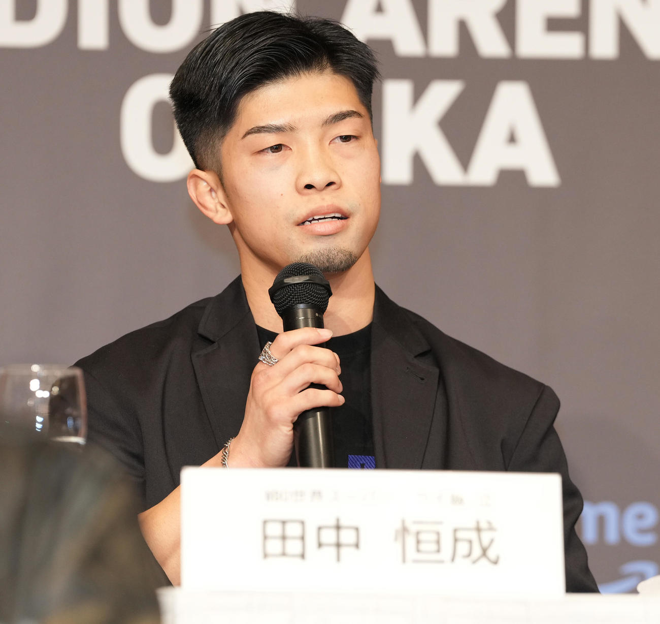 会見に臨む田中（撮影・鈴木みどり）