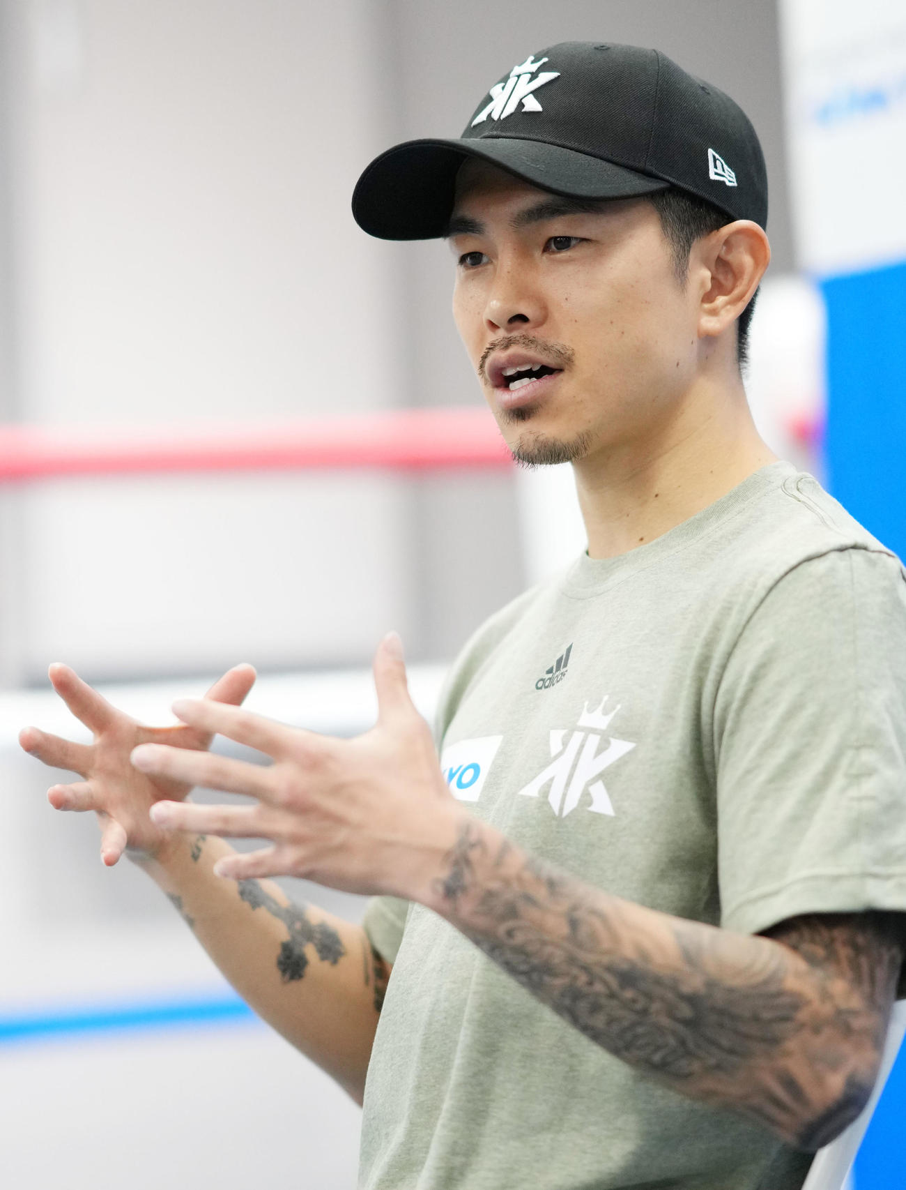 試合への意気込みを語る井岡（撮影・横山健太）
