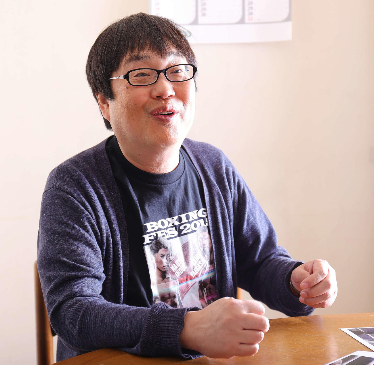 井上尚弥について語る六角精児（撮影・野上伸悟）